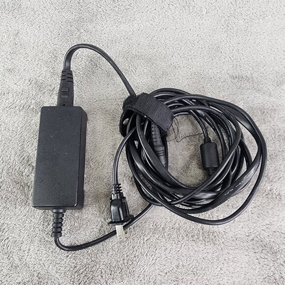 AC Adapter 19V 2.1A Model ADP-40MH AB - Picture 2 of 5
